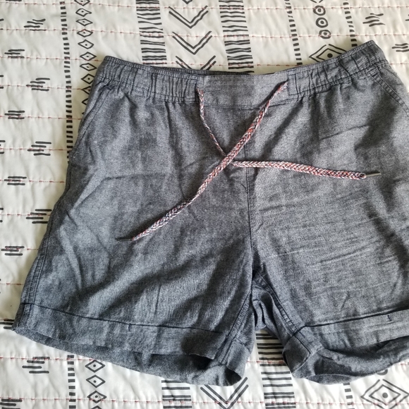 Eddie Bauer Linen Blend Drawstring Shorts size XL - Picture 3 of 8
